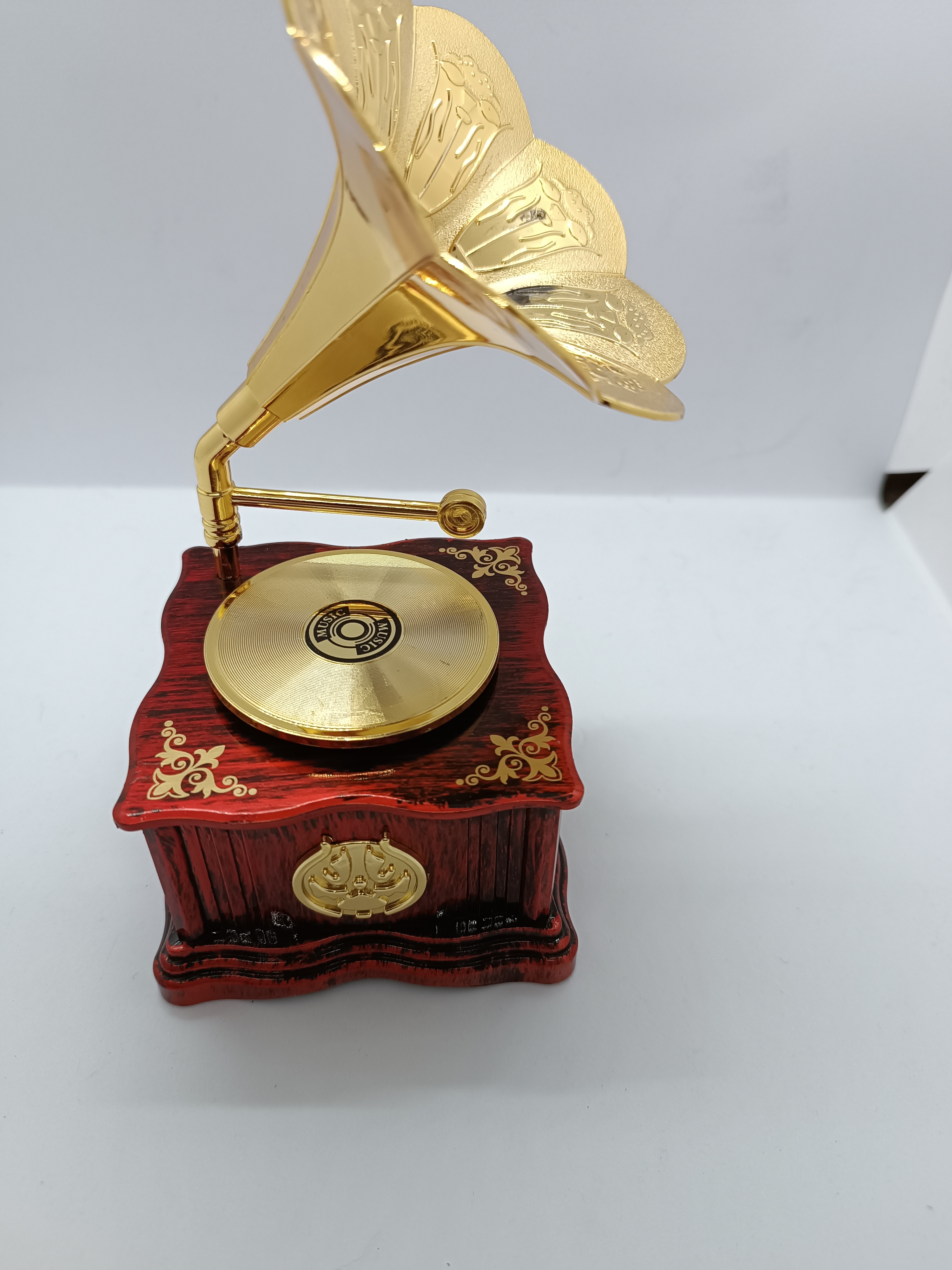 Gramofon müzik kutusu
