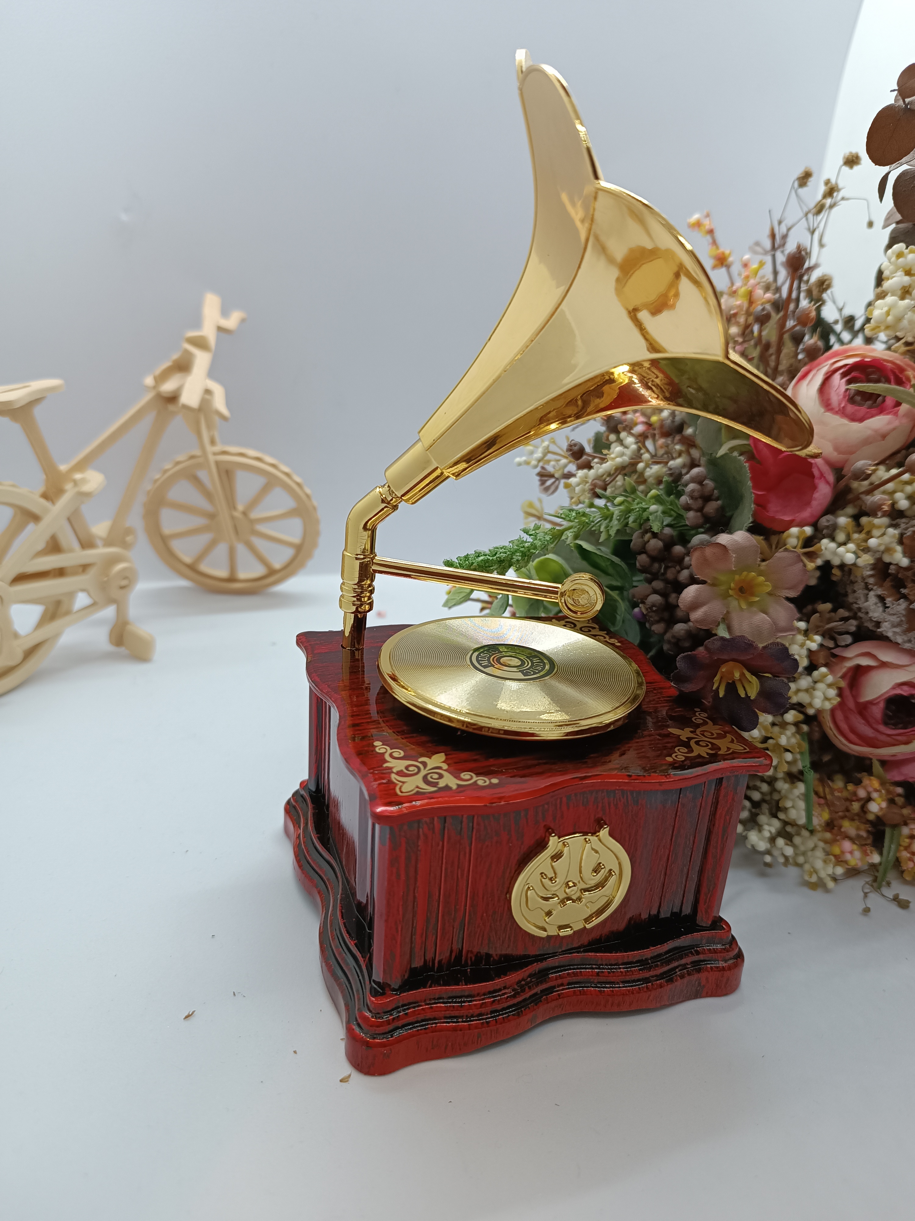 Gramofon müzik kutusu