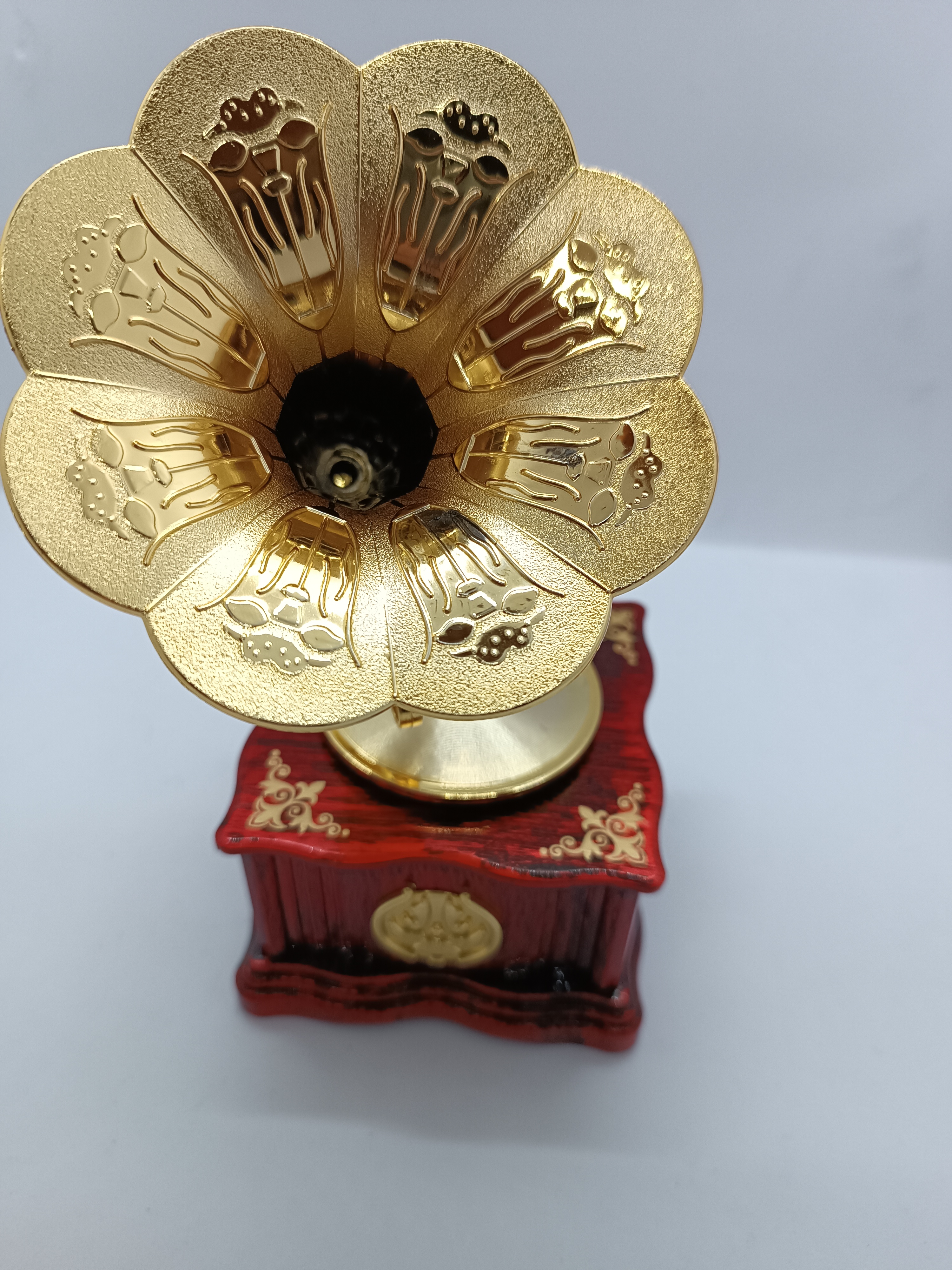 Gramofon müzik kutusu