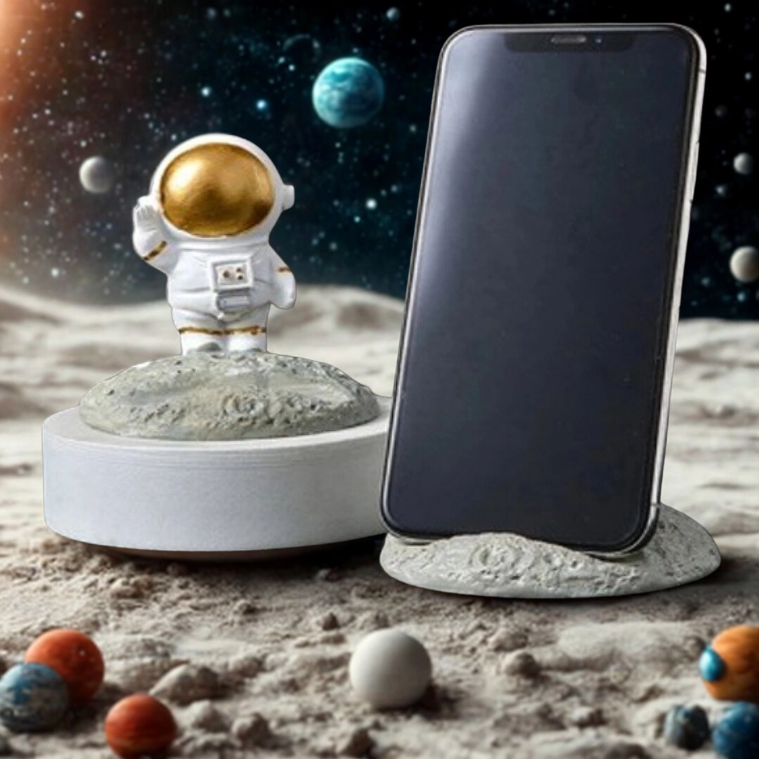 Astronot telefon tutucu