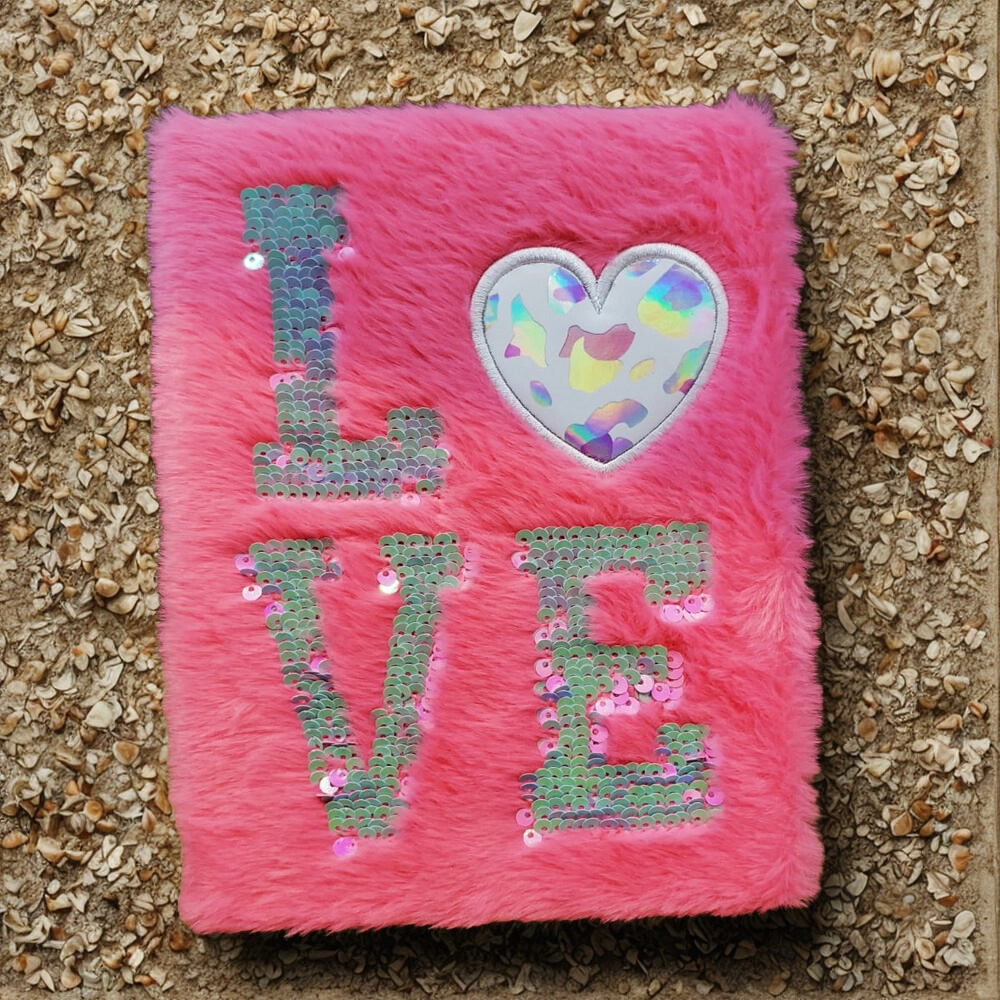 Love Tasarımlı Peluş Defter
